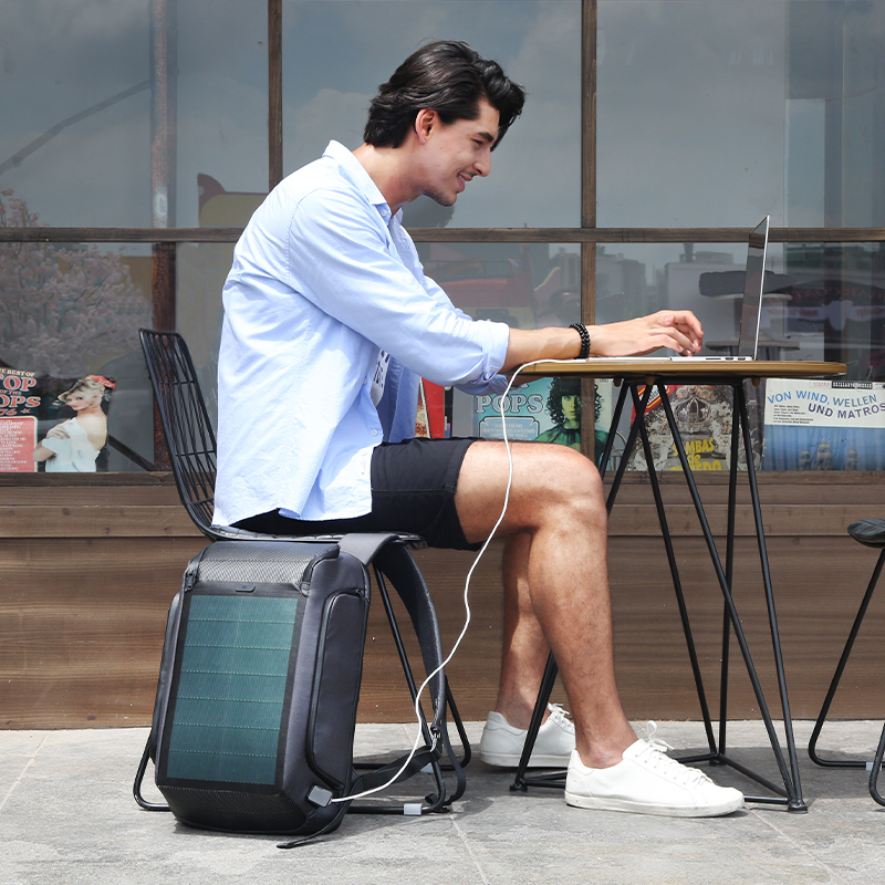 Hb7eeff8eec7940e2818a0d505e82b7b0Z Mochila portatil con celdas Solares Beam Backpack Kingsons - Imagen 1