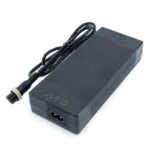 Cargador premium 48v (salida 54,6v) 2A conector Gx16 - Imagen 5